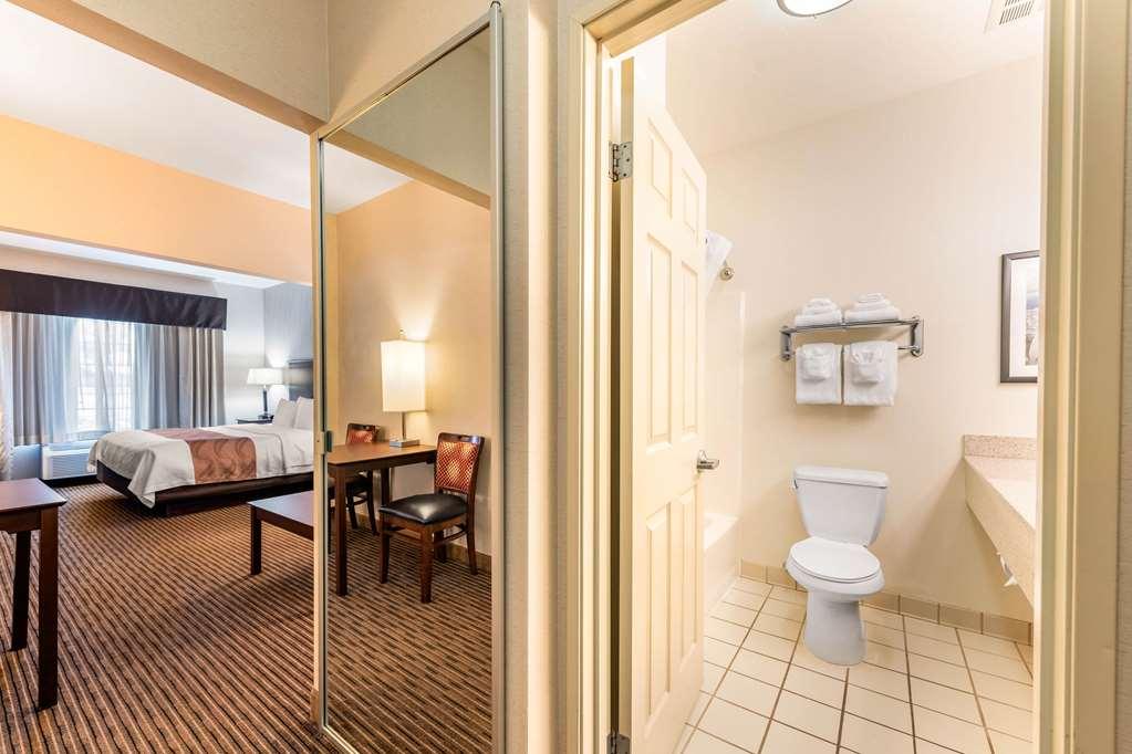 Quality Inn & Suites University Fort Collins Bilik gambar